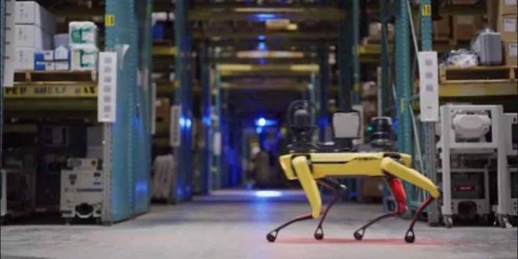 Der Aufstieg der humanoiden Roboter – auch in der Pflege?