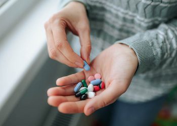 People with lower incomes are 85% more likely to receive incorrect or inappropriate treatment. Credit: Shutterstock