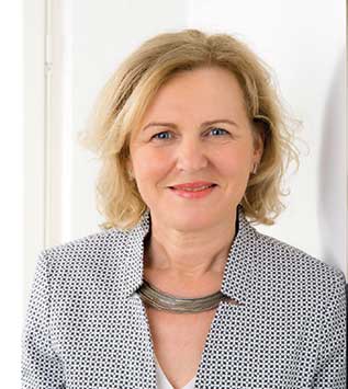 Elisabeth Potzmann, Präsidentin des Österr. Gesundheits- und Krankenpflegeverbands ÖGKV (Credit: Fotoatelier Schörg/Peter Provaznik)