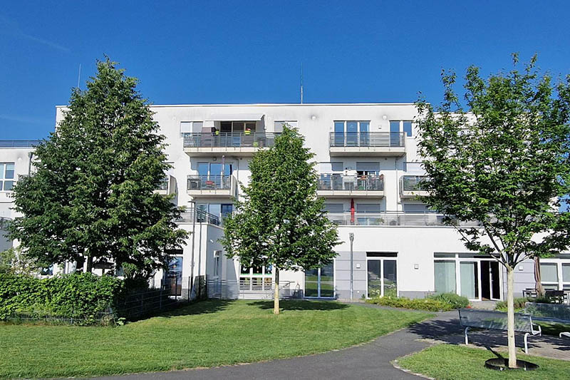 Das Wohnquartierzentrum in Weiterstadt: In dieser Seniorenresidenz werden die neu entwickelten Lösungen zu Pflege und Entlastung seitens CEO Axel Albrecht und Team getestet. Credit: Woquaz