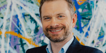 Unser Interviewpartner: Alexander te Best, Geschäftsführer vom Treppenlift-Anbieter Lifta in Österreich (Credit: Alexander Solc Fotografie)
