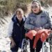 Professional travel companions like Sonja Fröse provide support so that vacations are possible despite disabilities and care needs. (Credit: SG Reisen)