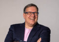 Our interviewee: Independent insurance broker Helmut Höbart (Credit: Theresia Kaufmann)